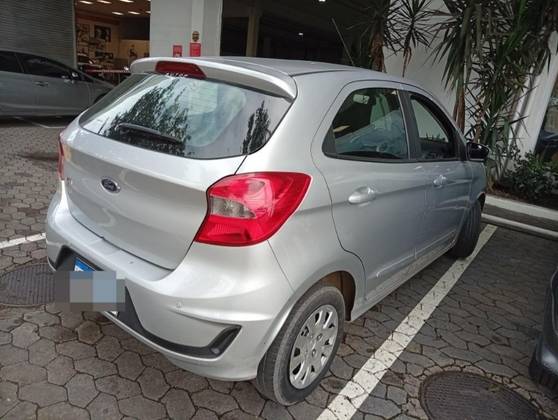 FORD KA 1.0 TI-VCT FLEX SE PLUS MANUAL FORD KA 1.0 TI-VCT FLEX SE PLUS MANUAL